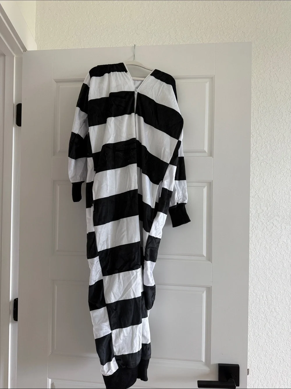Beetlejuice Sandworm Kids Costume- small